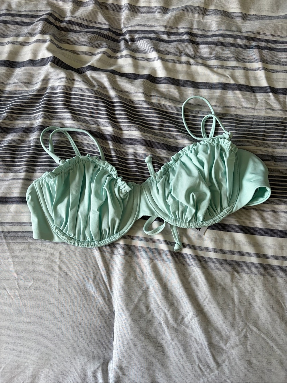 H&M Mint Ruffle Bikini Top - Pastel Green Swim